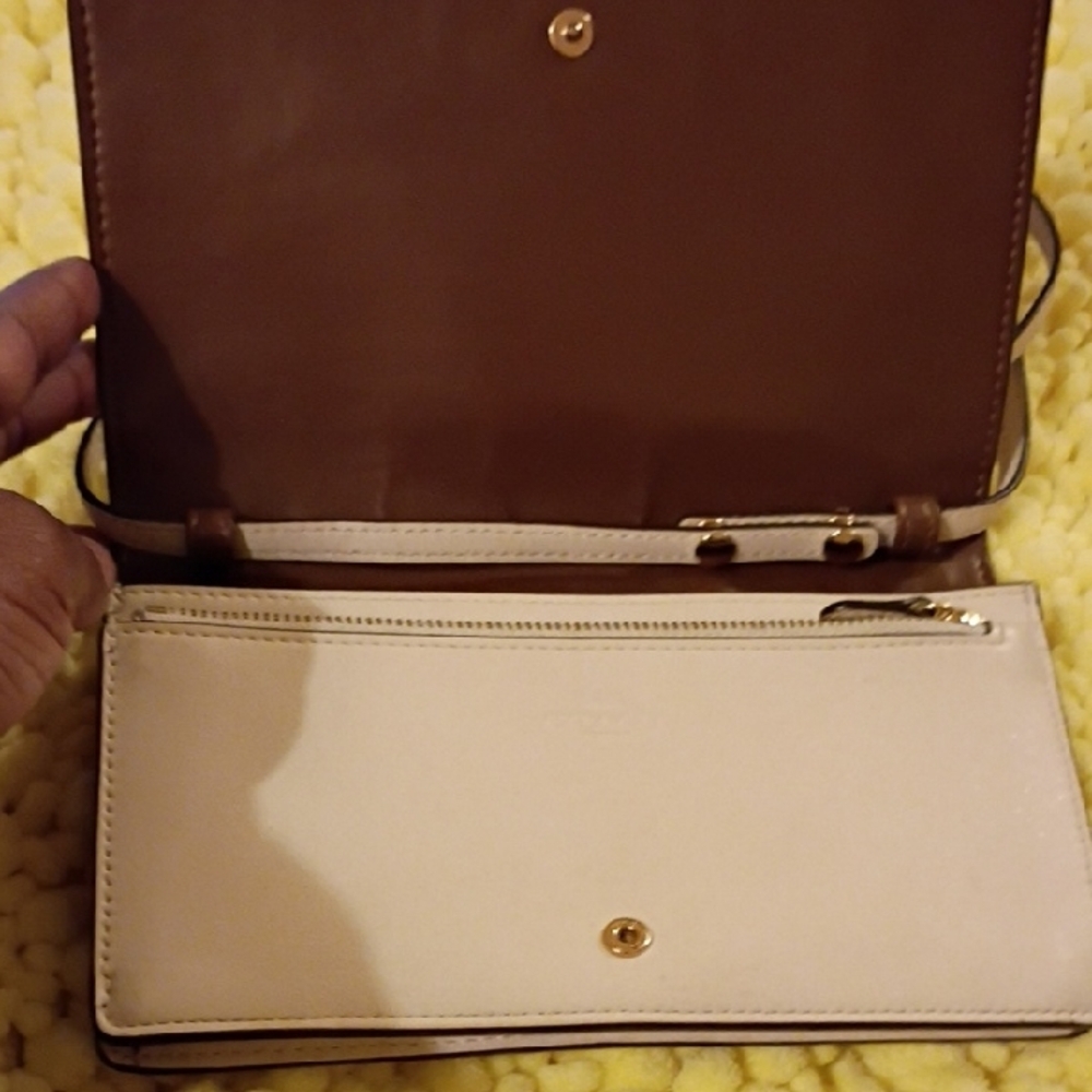 Coach Light Beige Crossbody Bag - Picture 3 of 6